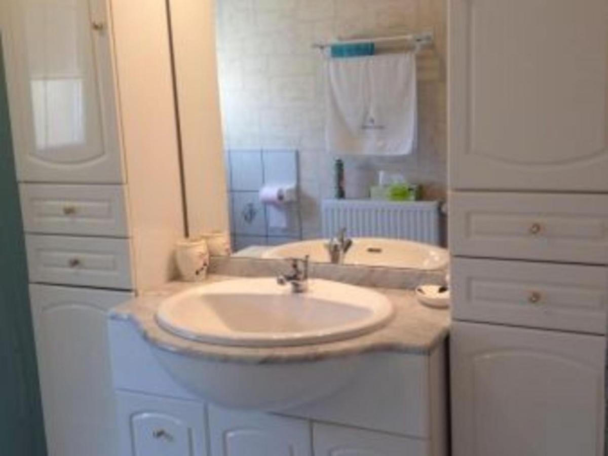 Charmant Gite A Etain, Tout Inclus, Proche Verdun Avec Terrasse Et Parking - Fr-1-585-3 Exterior foto